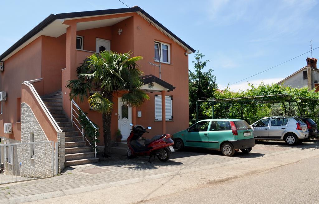 Apartments Val Umag Bagian luar foto